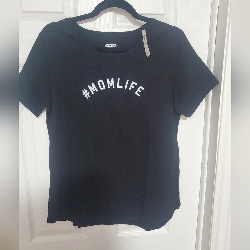 🥳 3/$16Old Navy #MOMLIFE Tee
